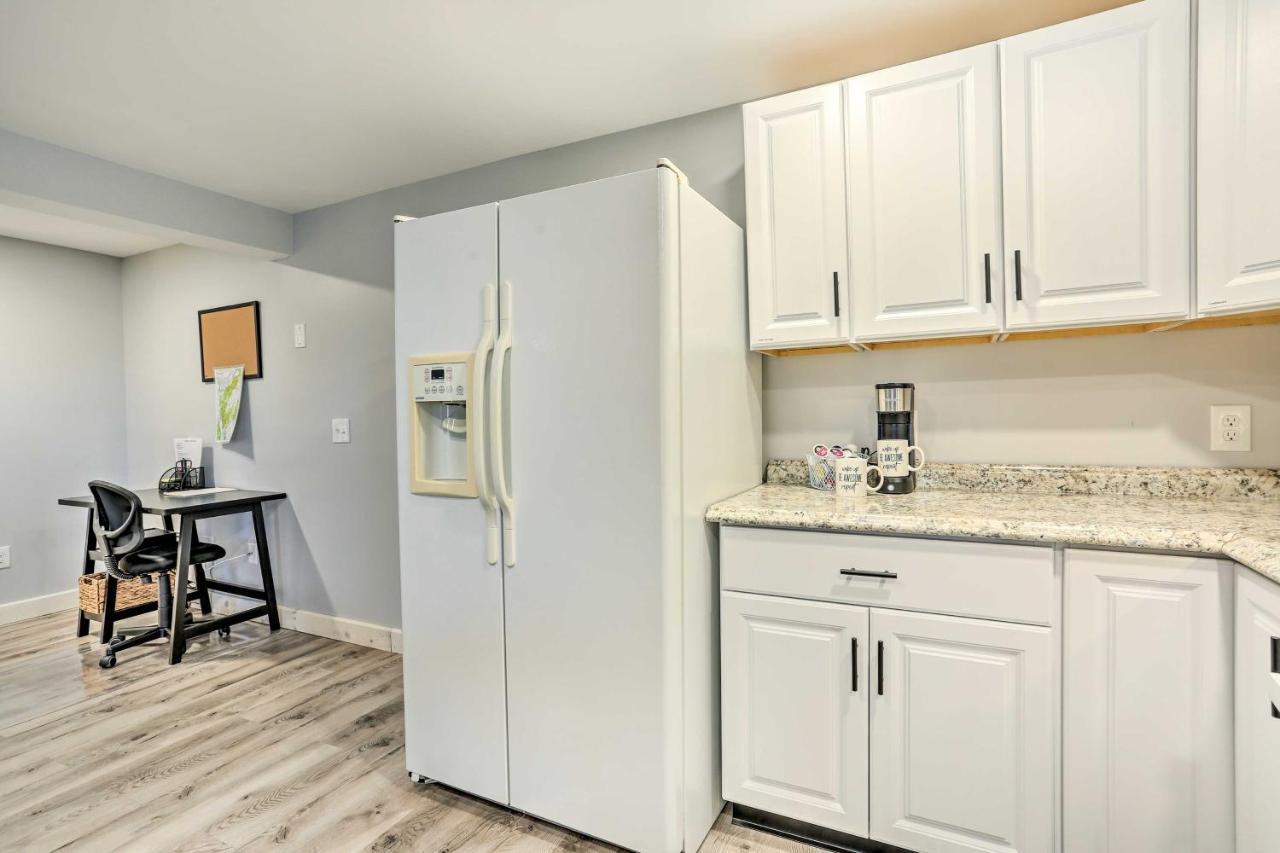 Charming Beacon Apt With Fire Pit Near Hiking! Εξωτερικό φωτογραφία